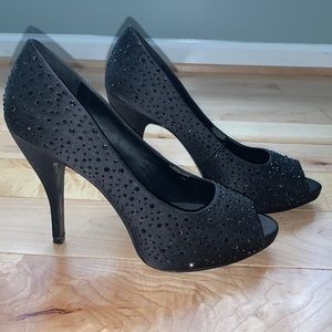 gorgeous “Marilyn” black sparkly peep toes by gianni bini